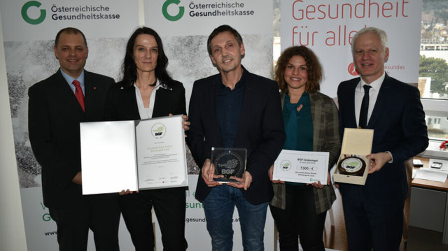 Vertreter Fonds Gesundes Österreich, Susanne Baumgartner, Dietmar Rabensteiner, Lisa Stern (ÖGK Tirol), Arno Melitopulos-Daum (ÖGK Tirol) 